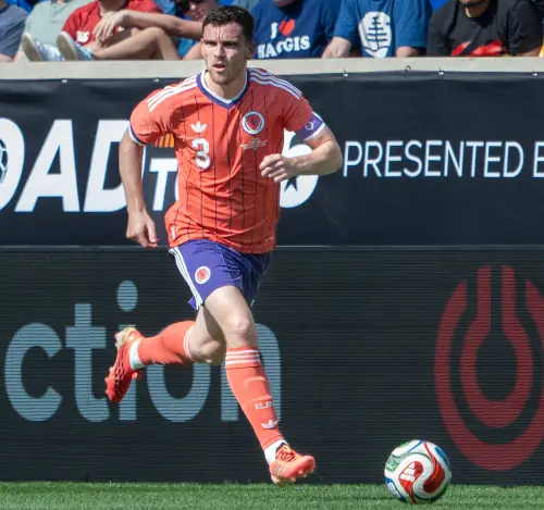 Andy Robertson Scotland v Bolivia in possession.