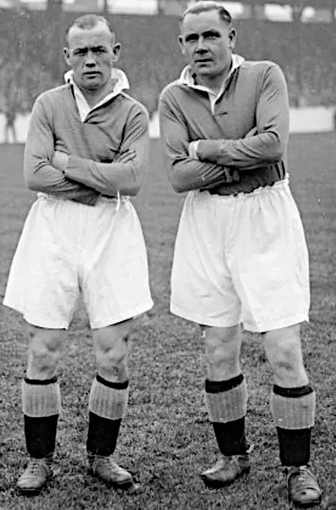 Hughie Gallacher & Andy Wilson at Chelsea pre-kick-off