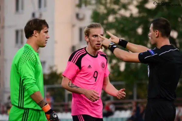 Oli McBurnie for Scotland U21s in Ukraine.